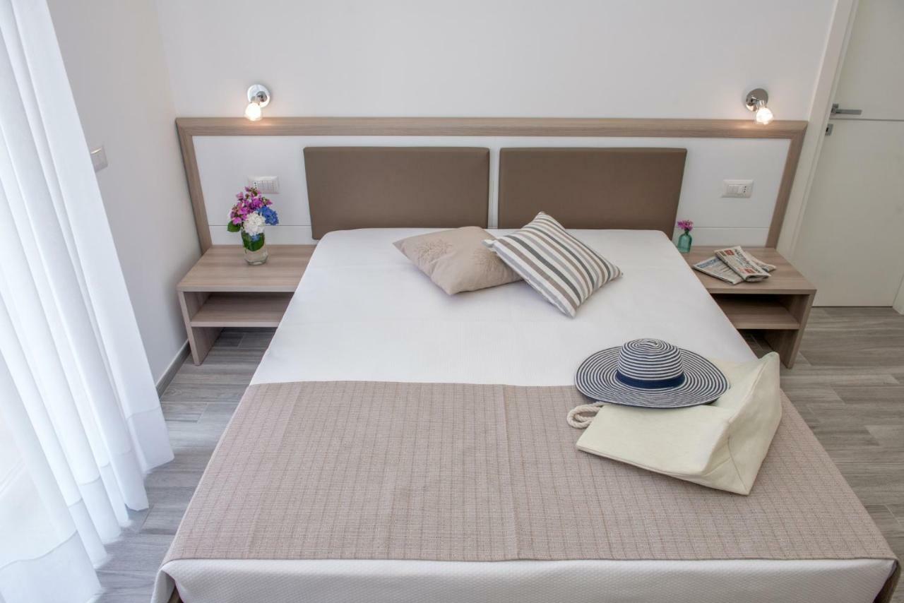 Bed and Breakfast A Un Passo Dal Mare Vieste Exterior foto