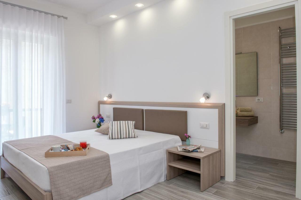 Bed and Breakfast A Un Passo Dal Mare Vieste Exterior foto