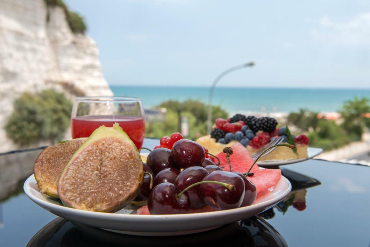 Bed and Breakfast A Un Passo Dal Mare Vieste Exterior foto
