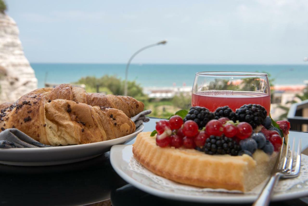 Bed and Breakfast A Un Passo Dal Mare Vieste Exterior foto